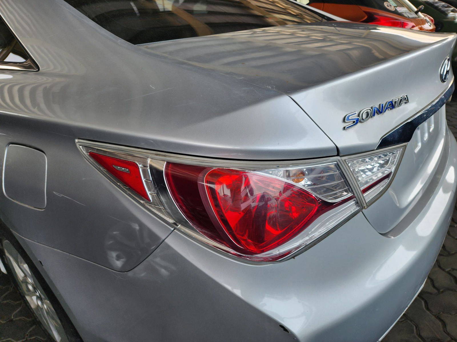 2012 HYUNDAI SONATA — 187922 Miles — Lot 38384634 — Souq - Marhaba Auctions Used Cars - Image 11