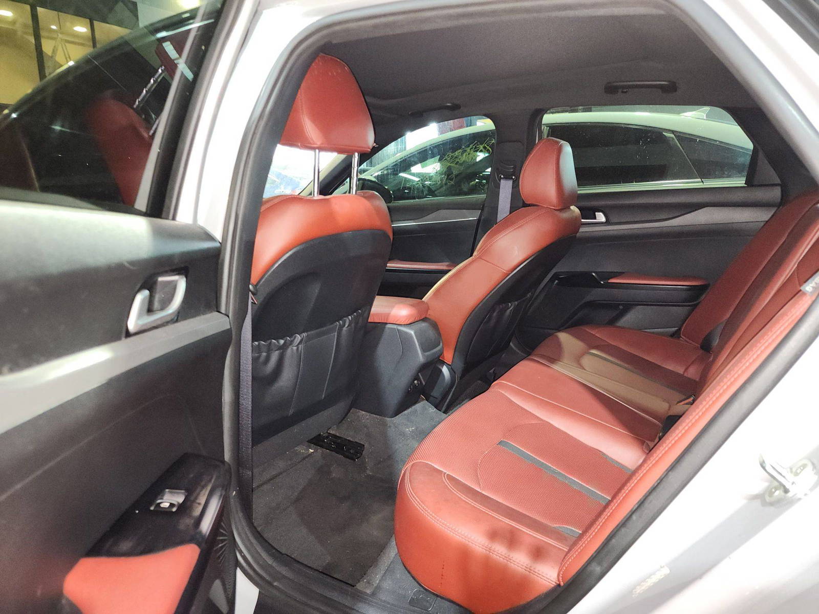2022 KIA K5 — 80460 Miles — Lot 26NG104115 — Souq - Marhaba Auctions Used Cars - Image 7