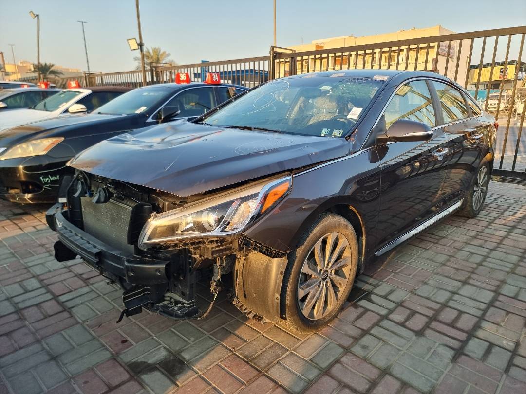 2015 HYUNDAI SONATA — 84086 Miles — Lot 125487 — Ind. 12 - Marhaba Auctions Used Cars - Image 4