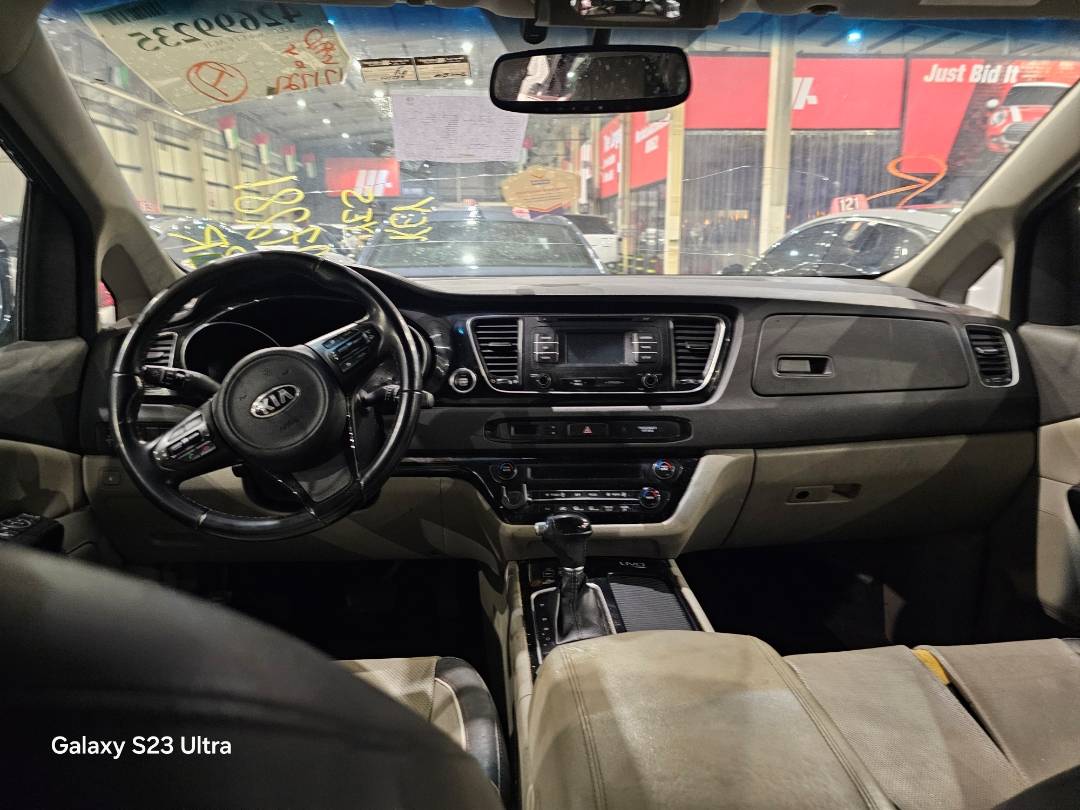 2015 KIA SEDONA — 171727 Miles — Lot 42699235 — Ind. 12 - Marhaba Auctions Used Cars - Image 8