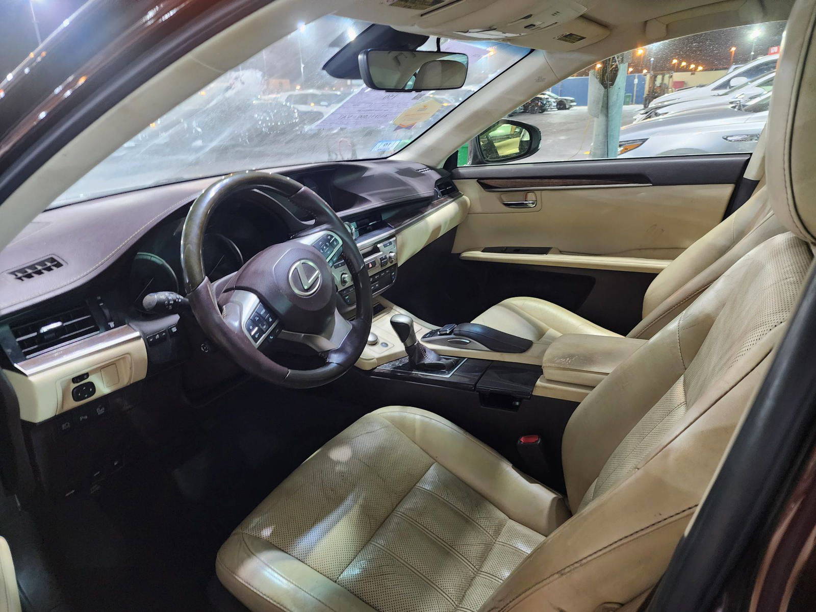 2016 LEXUS ES 350 — 208038 Miles — Lot 98217605 - Marhaba Auctions Used Cars - Image 9