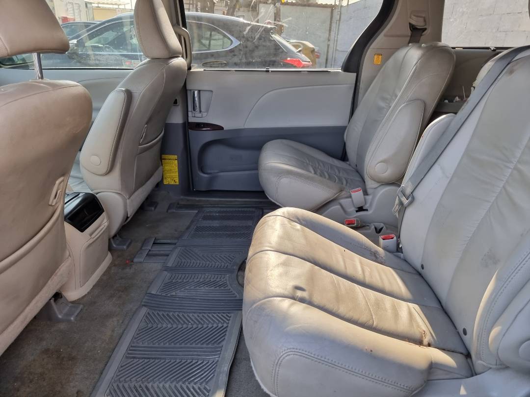 2012 TOYOTA SIENNA — 203957 Miles — Lot 125487 — Ind. 12 - Marhaba Auctions Used Cars - Image 7