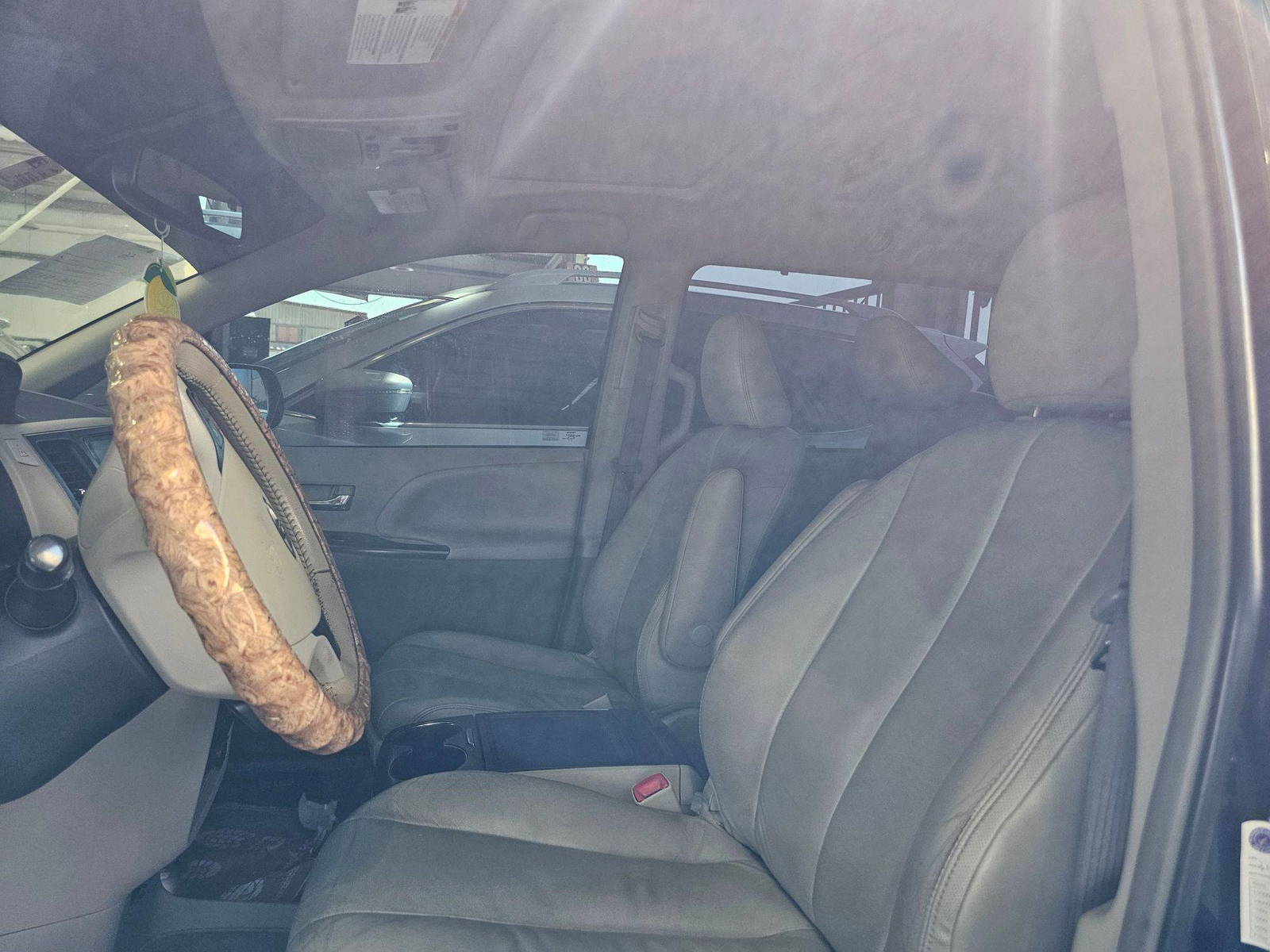 TOYOTA SIENNA 2013 - Marhaba Auction Used Cars - Image 9