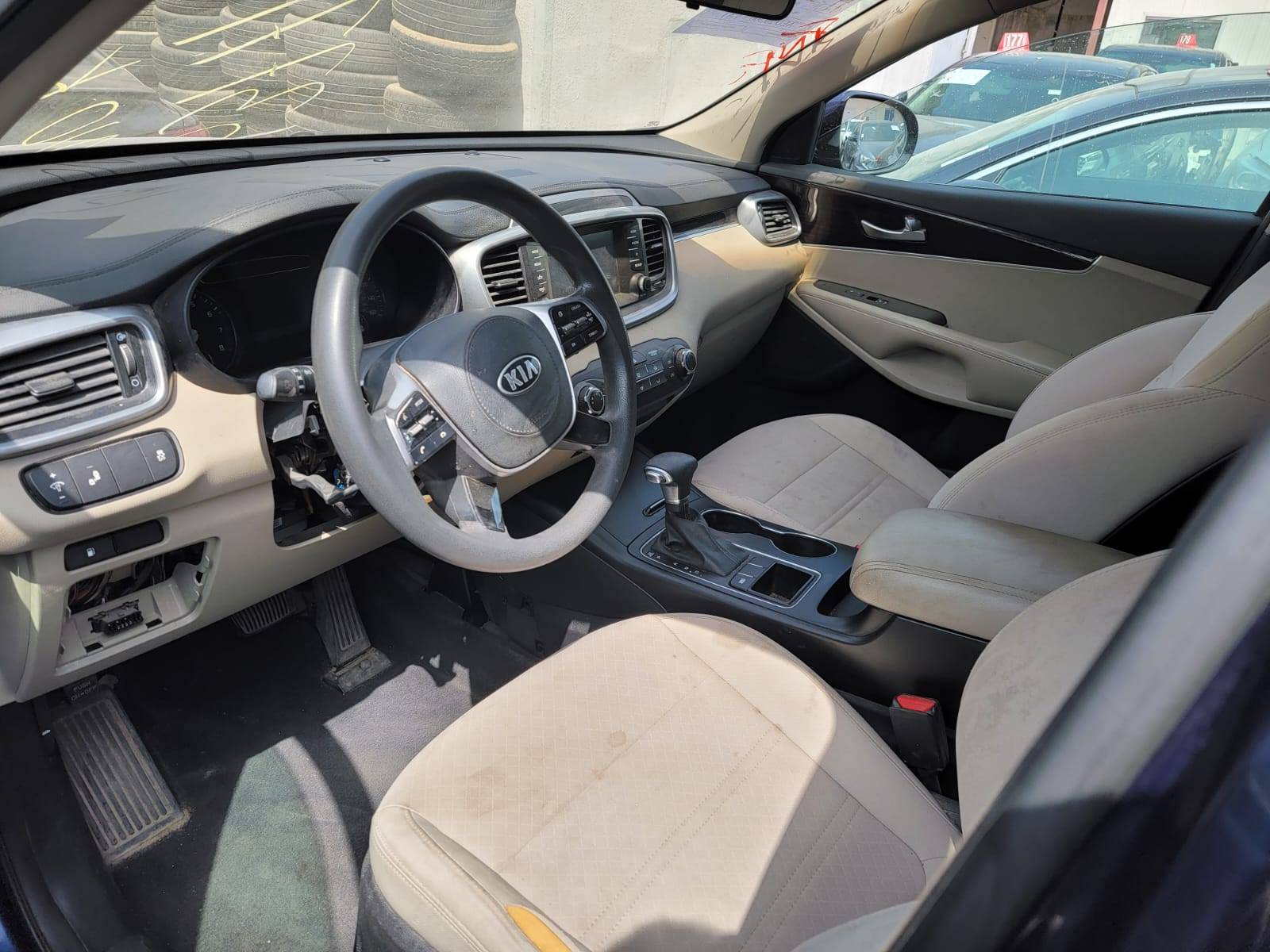 2019 KIA SORENTO — 118905 Miles — Lot G4A37KG513916 — Main - Marhaba Auctions Used Cars - Image 8