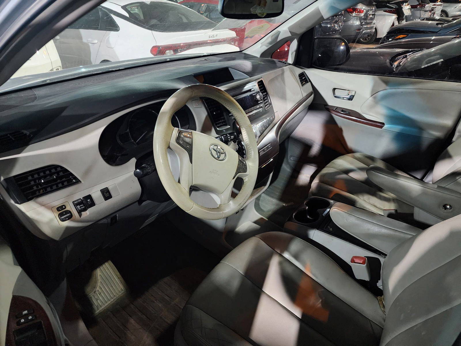 TOYOTA SIENNA 2014 - Marhaba Auction Used Cars - Image 8