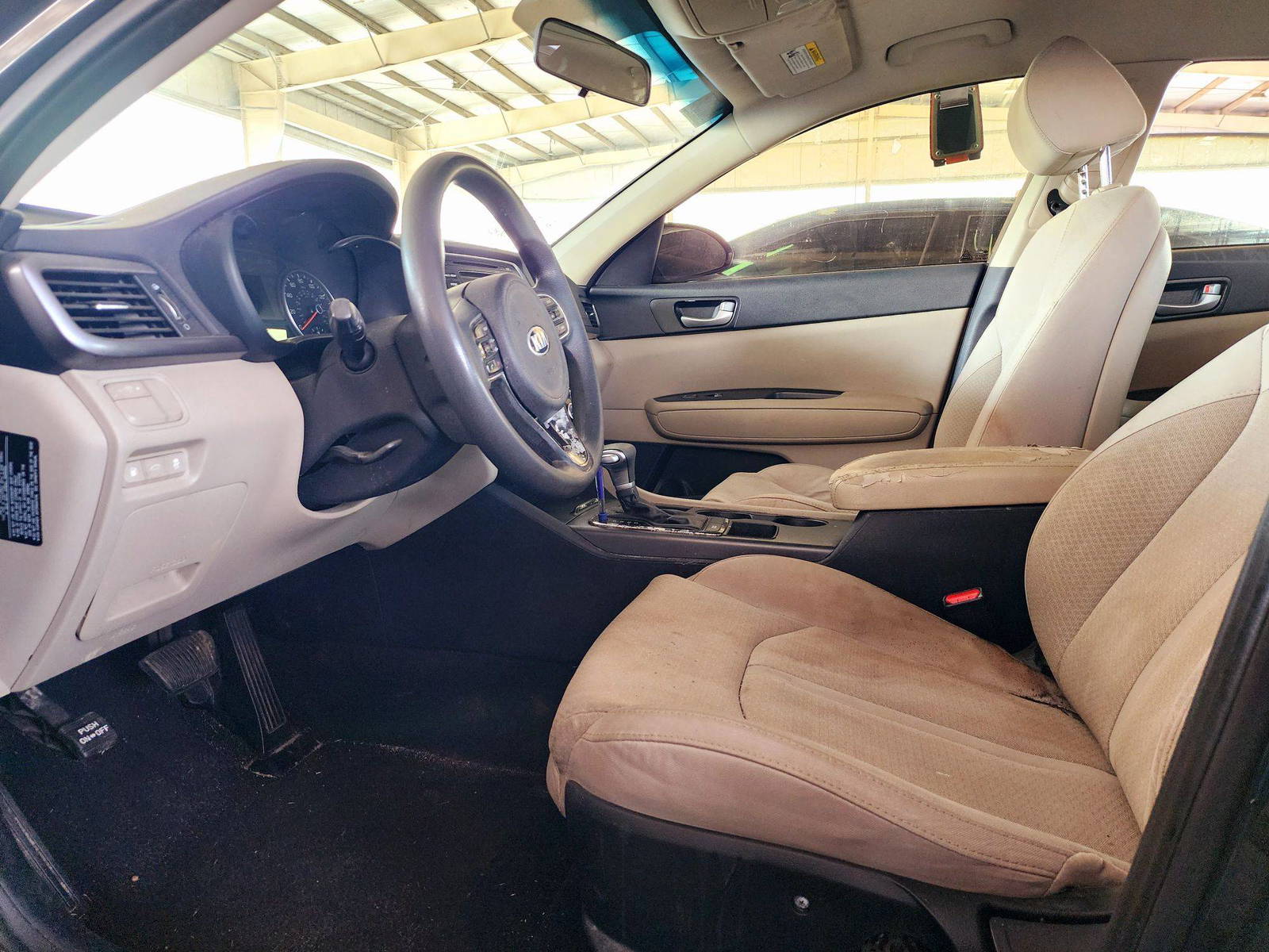 2016 KIA OPTIMA — 183657 Miles — Lot 1215862 — Souq - Marhaba Auctions Used Cars - Image 8
