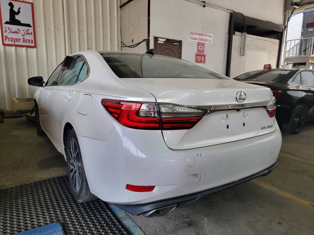 2016 LEXUS ES 350 — 111071 Miles — Lot U032225 - Marhaba Auctions Used Cars - Image 3