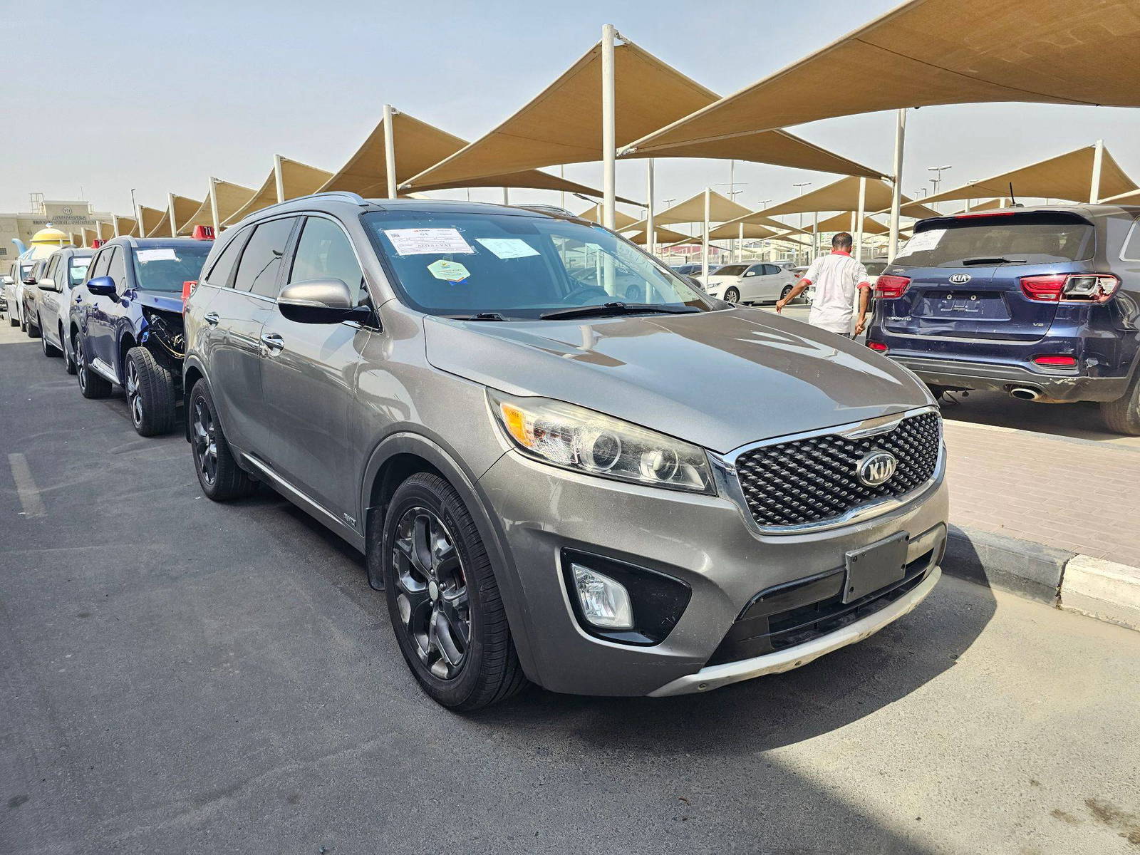 2016 KIA SORENTO — 161969 Miles — Lot 58GG107747 — Souq - Marhaba Auctions Used Cars - Image 5