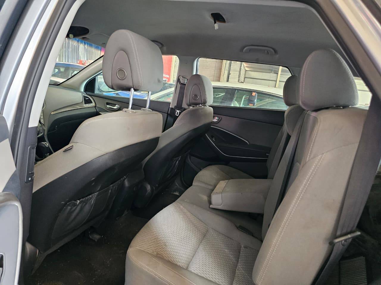 2017 HYUNDAI SANTA FE — 105957 Miles — Lot HU175857 — Main - Marhaba Auctions Used Cars - Image 6