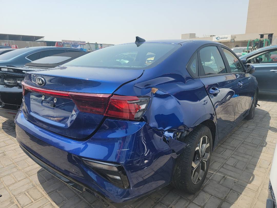 2020 KIA FORTE — 64476 Miles — Lot 39156434 — Souq - Marhaba Auctions Used Cars - Image 3
