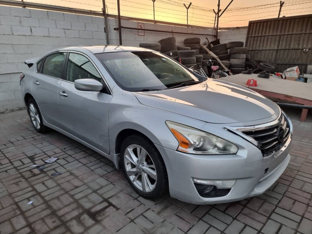 2015 NISSAN ALTIMA — 222115 KM — Lot 214587 — Ind. 12 - Marhaba Auctions Used Cars - Image 3