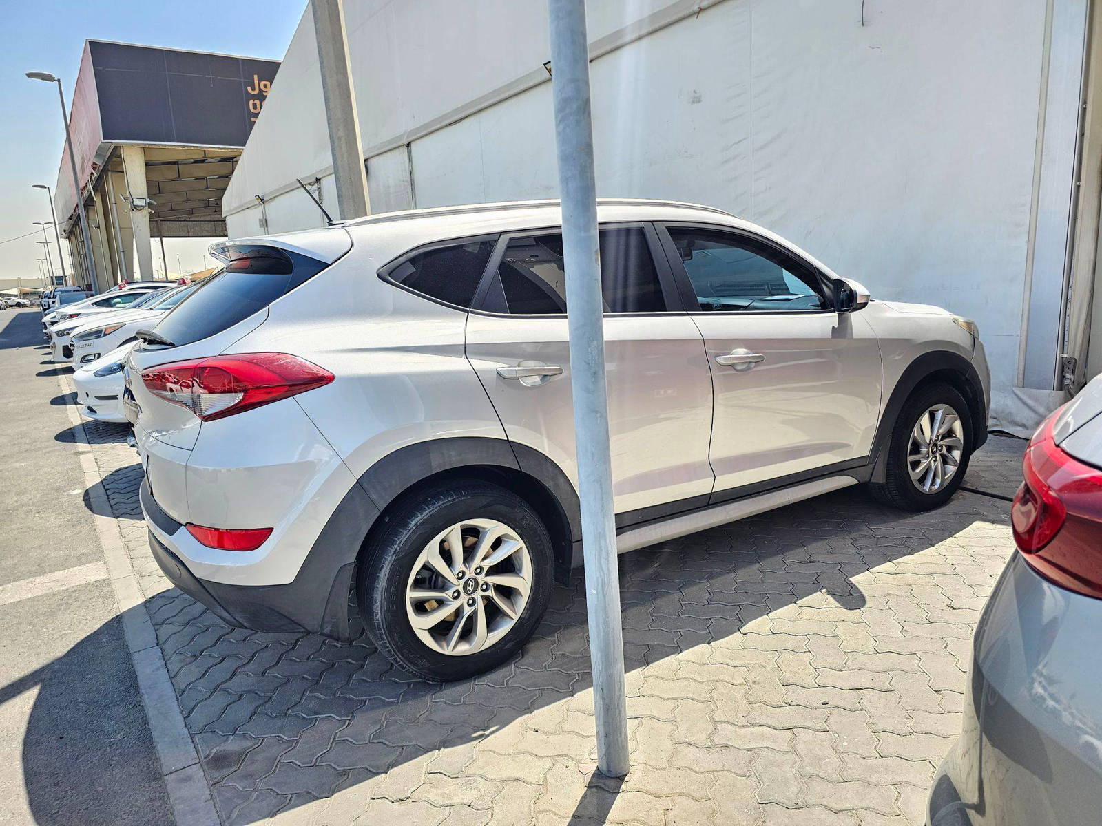 2017 HYUNDAI TUCSON — 174592 Miles — Lot HU520213 — Souq - Marhaba Auctions Used Cars - Image 5