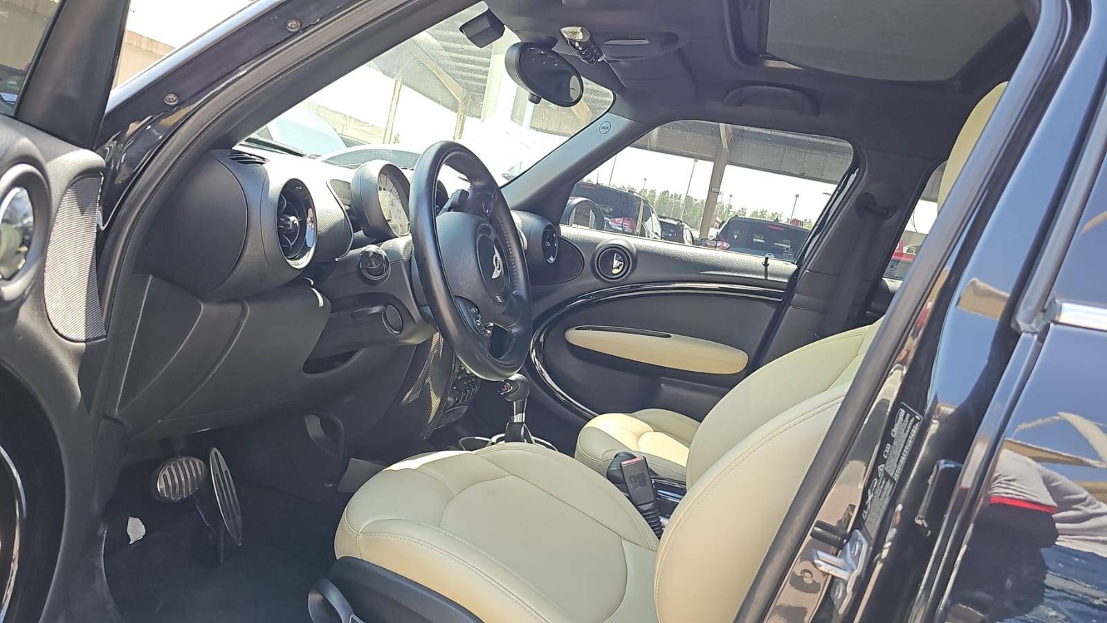 2013 MINI COOPER — 245894 KM — Lot P01866 — Souq - Marhaba Auctions Used Cars - Image 6