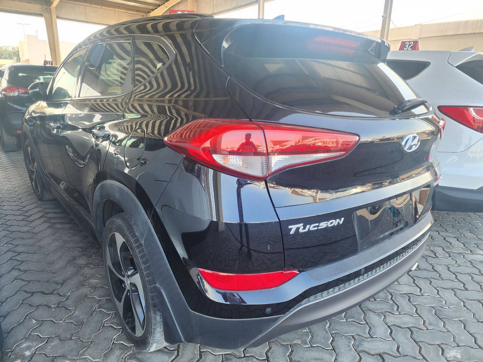 2016 HYUNDAI TUCSON — 125609 Miles — Lot 37404289 - Marhaba Auctions Used Cars - Image 12