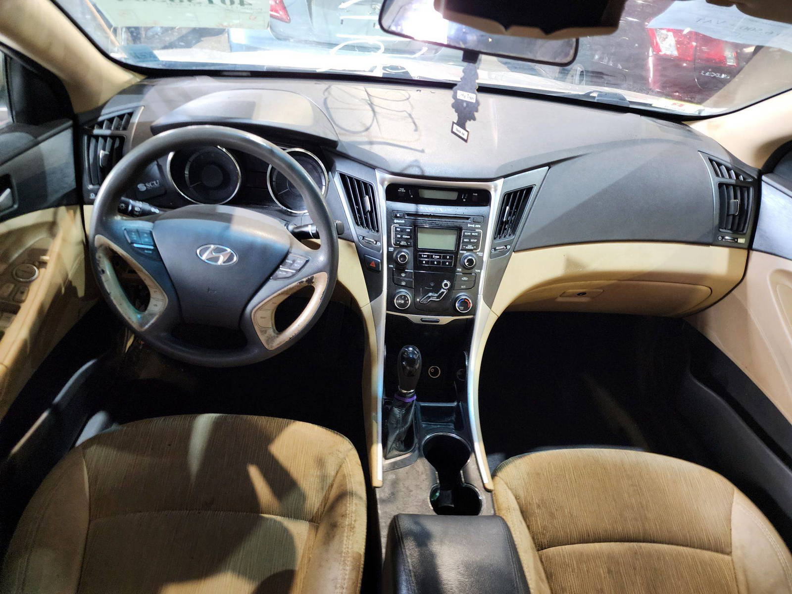 2011 HYUNDAI SONATA — 203165 Miles — Lot 40138504 — Souq - Marhaba Auctions Used Cars - Image 8