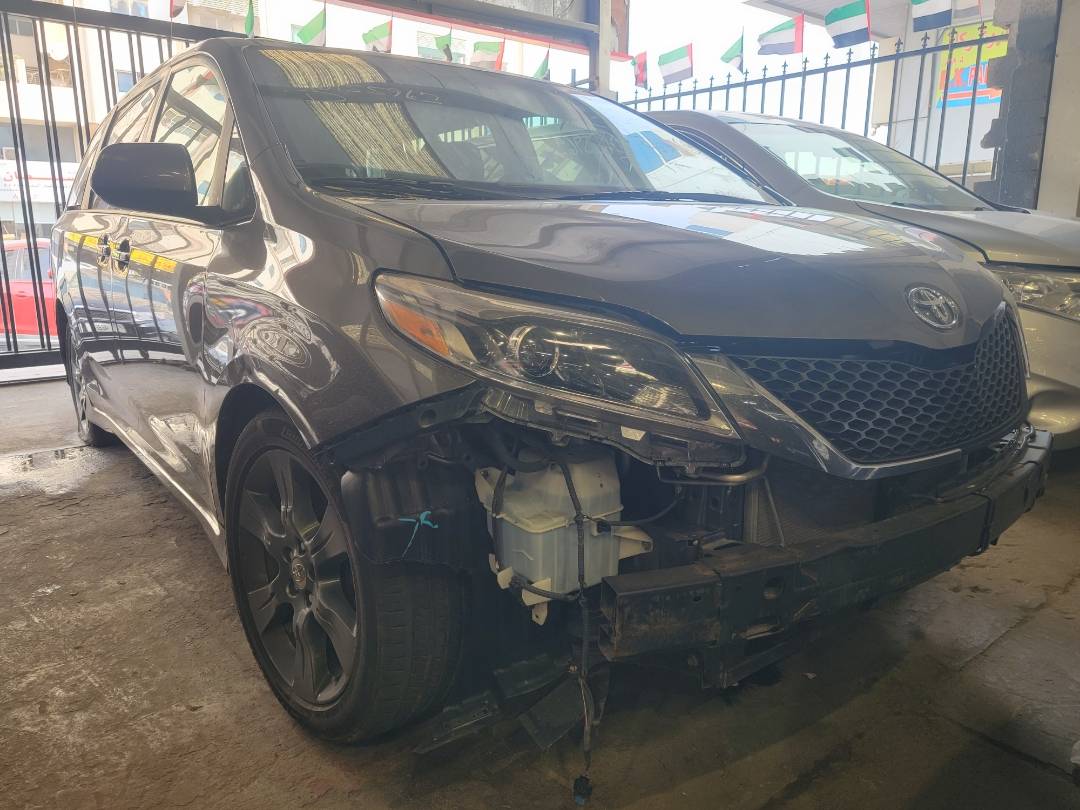 2015 TOYOTA SIENNA — 156951 Miles — Lot S591394 — Main - Marhaba Auctions Used Cars - Image 4