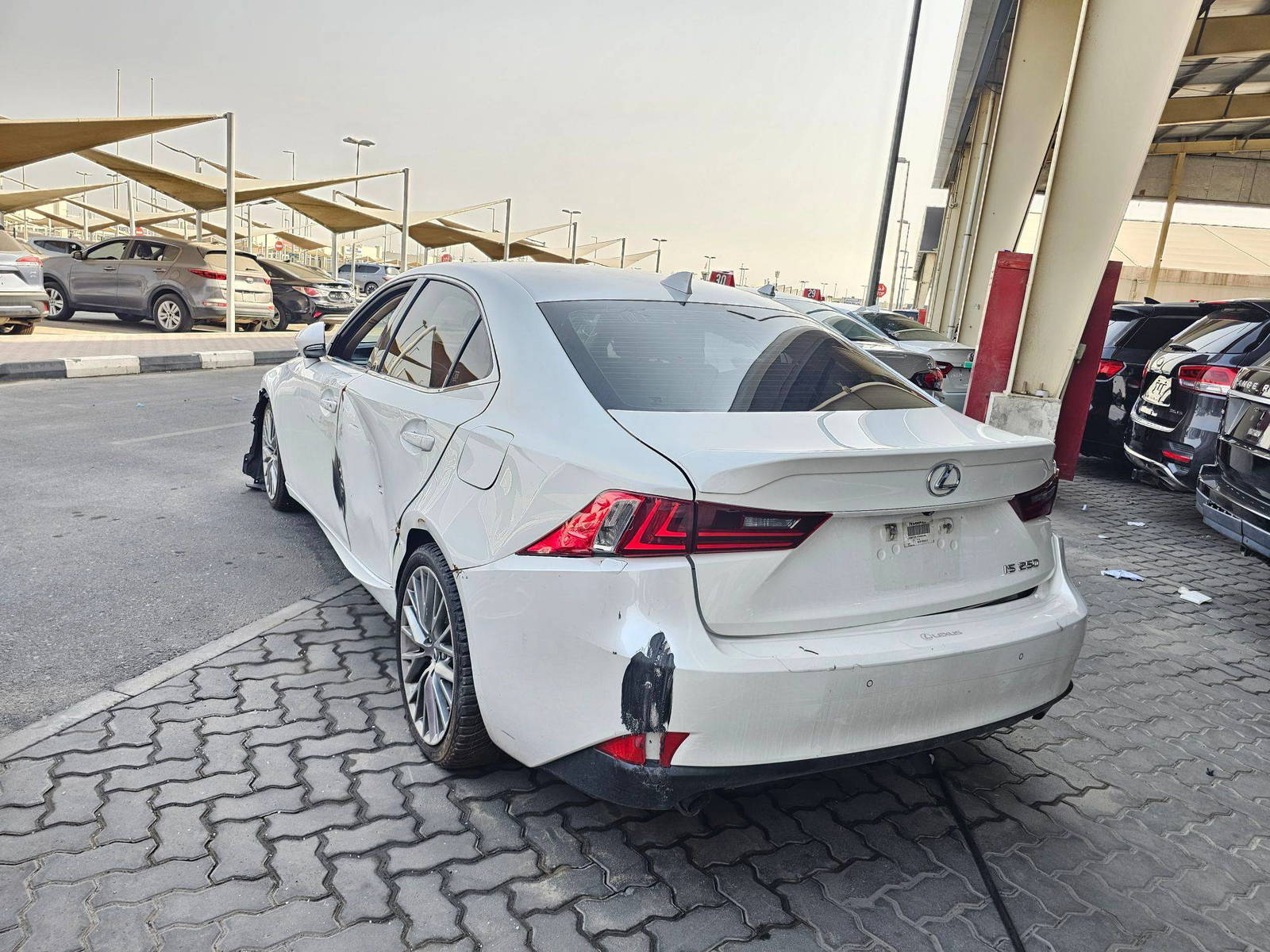 2015 LEXUS IS 250 — 187460 Miles — Lot 21F5059108 — Souq - Marhaba Auctions Used Cars - Image 5