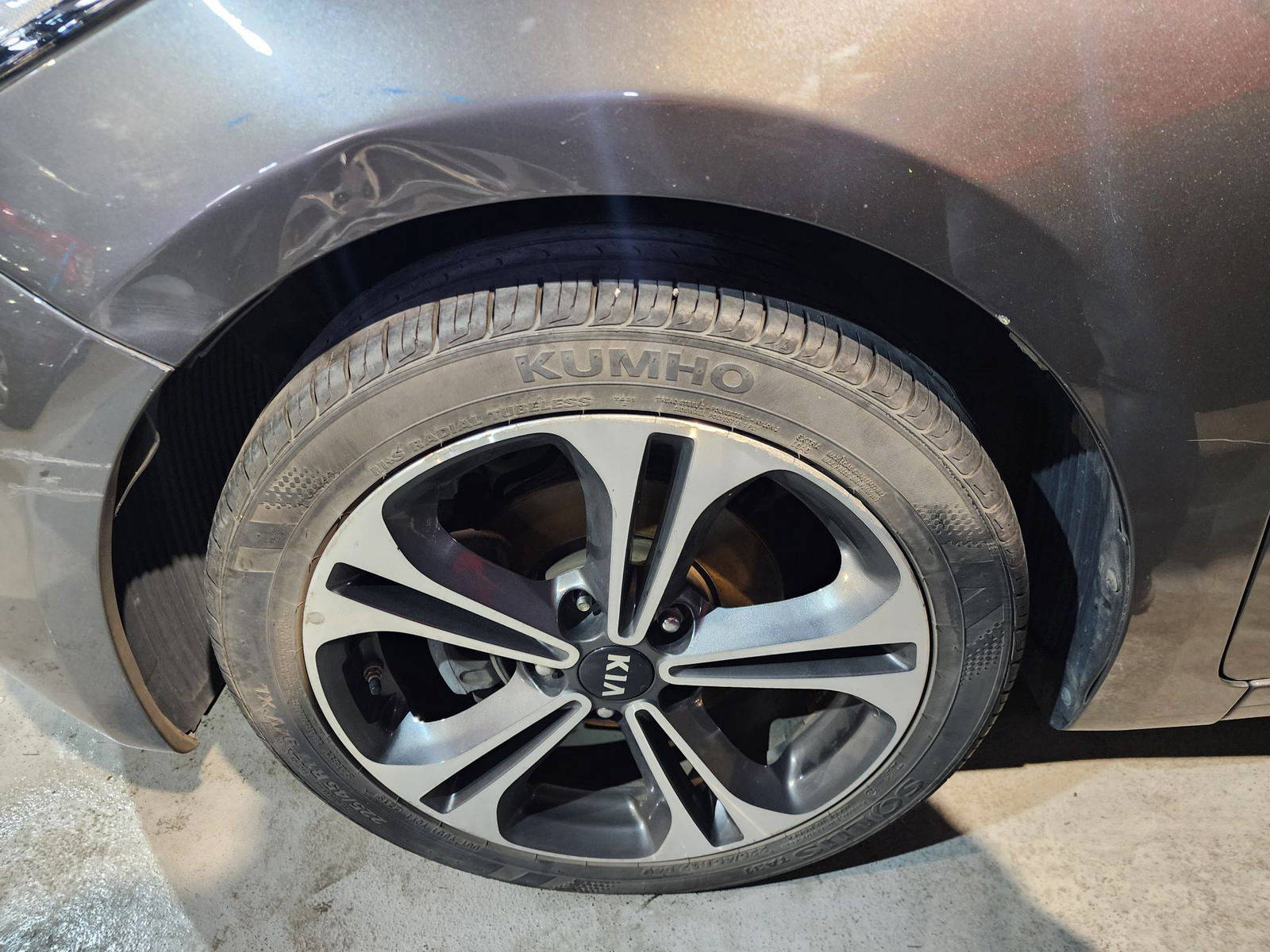 2013 KIA K3 — 143128 KM — Lot 075874 — Al Quoz - Marhaba Auctions Used Cars - Image 11