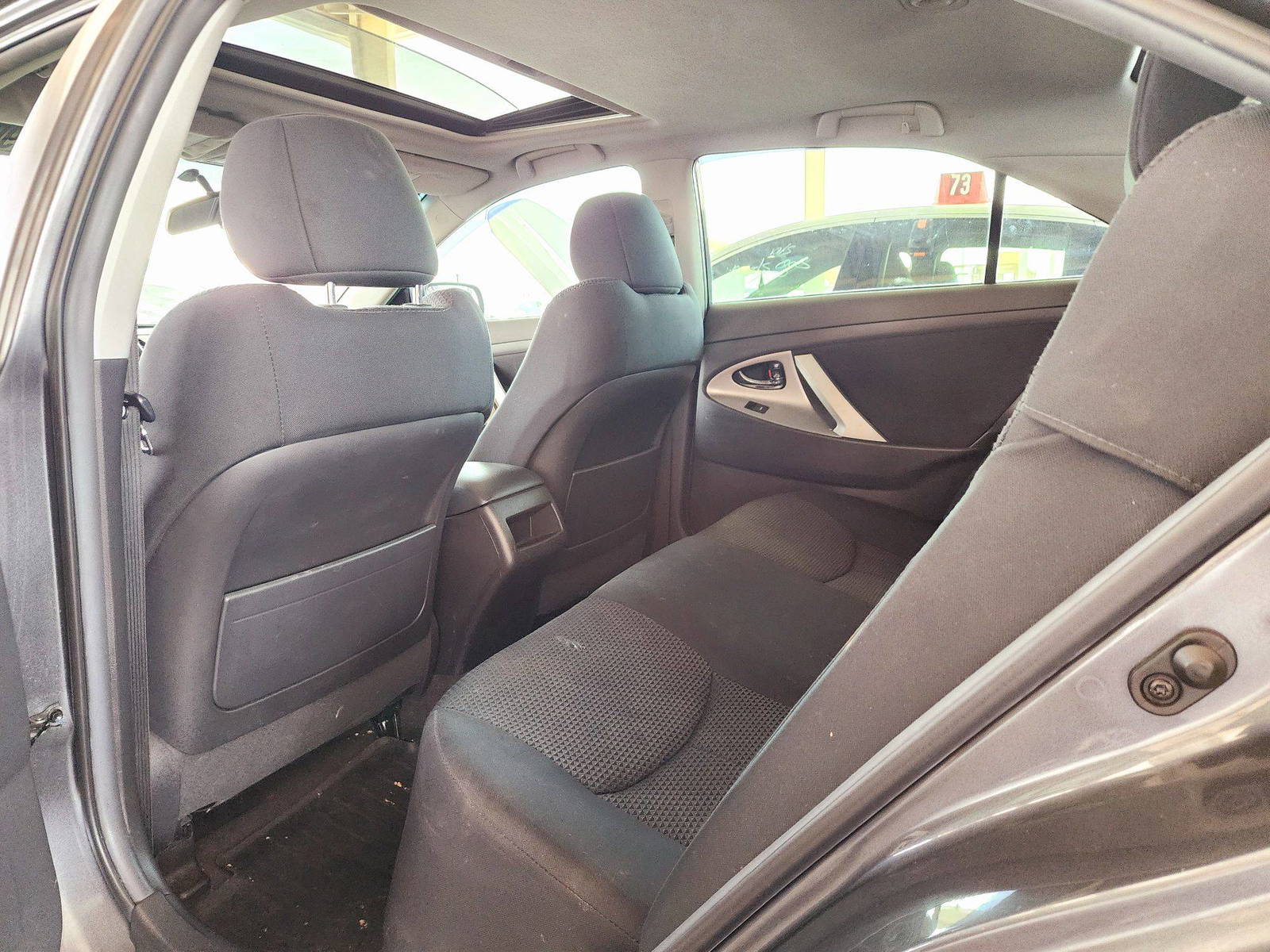 2010 TOYOTA CAMRY — 206963 Miles — Lot 83962804 — Souq - Marhaba Auctions Used Cars - Image 6