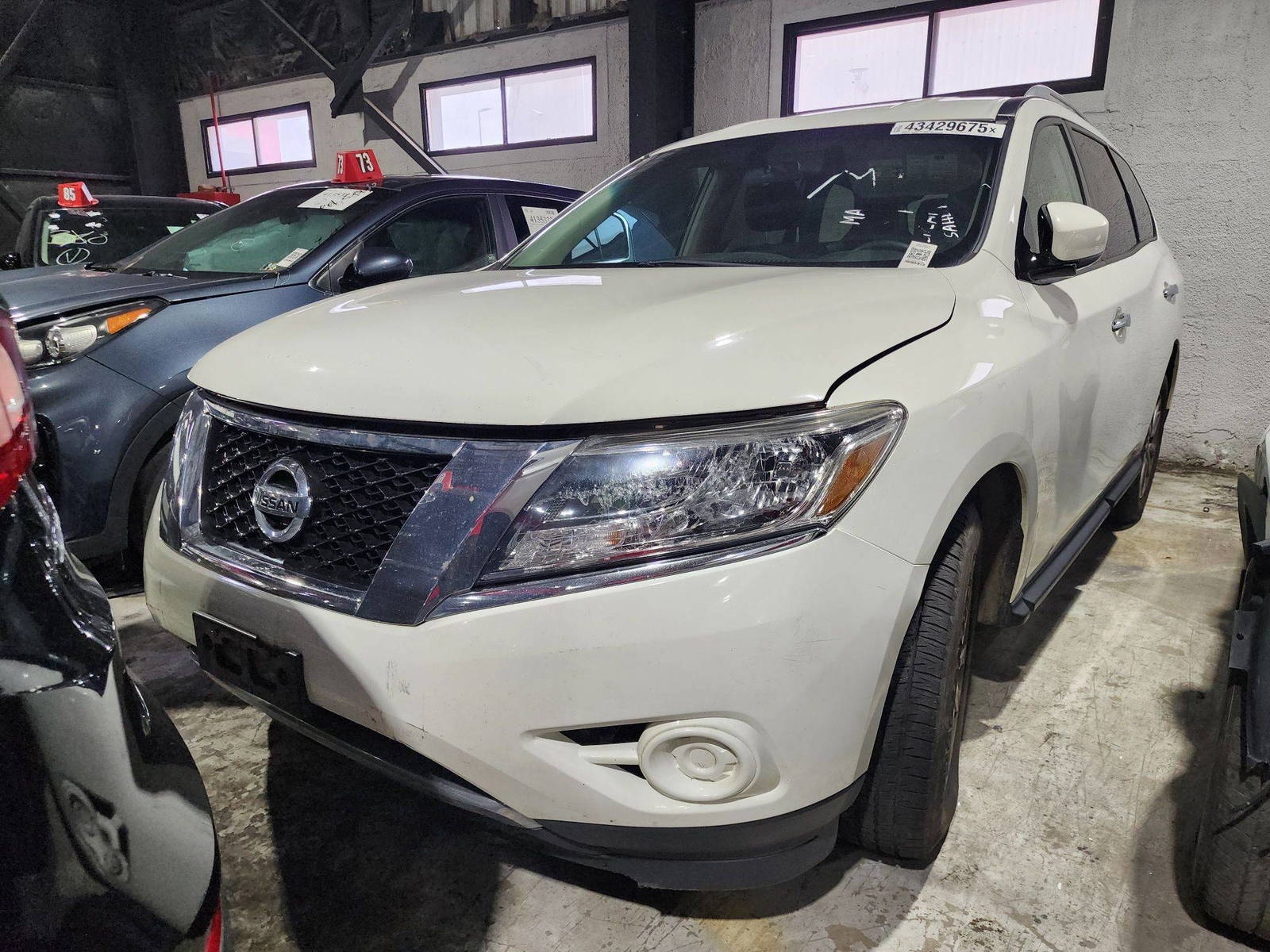 2016 NISSAN PATHFINDER — 172495 Miles — Lot 617408 — Souq - Marhaba Auctions Used Cars - Image 4