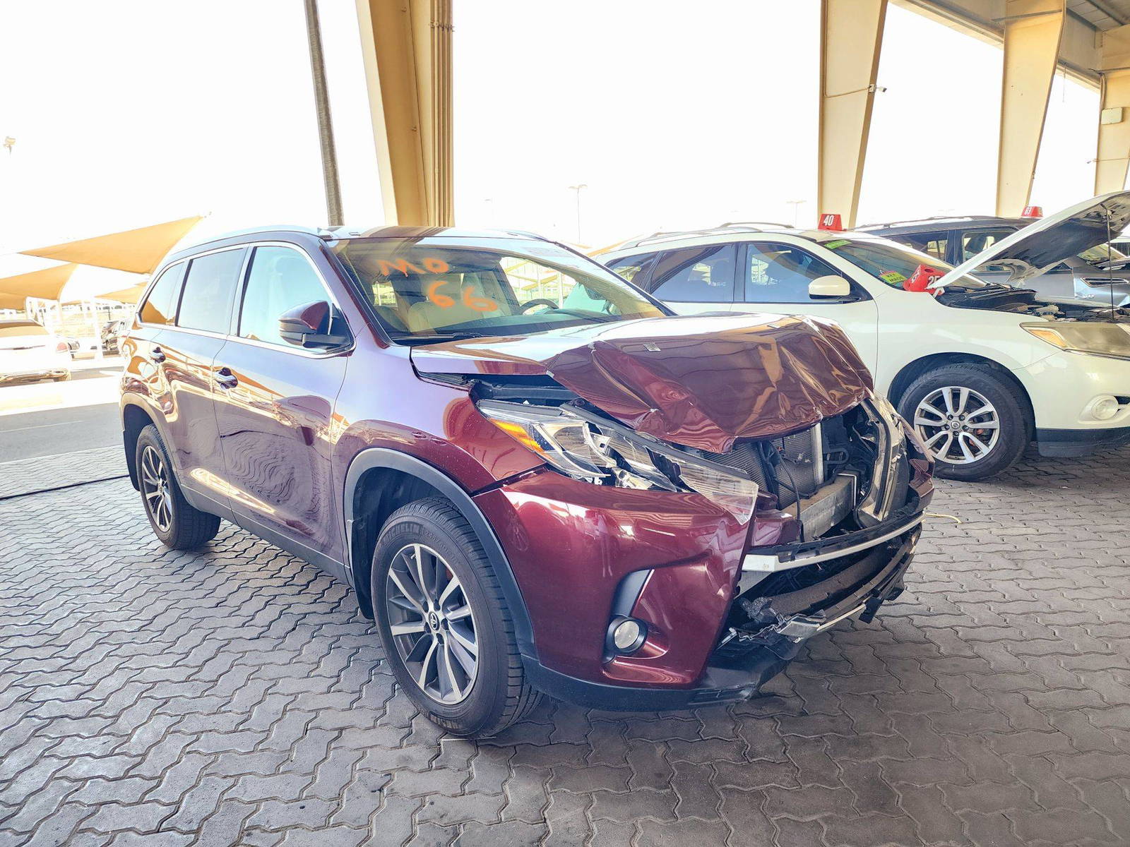 2019 TOYOTA HIGHLANDER — 85020 Miles — Lot RFH8KS935763 — Souq - Marhaba Auctions Used Cars - Image 4