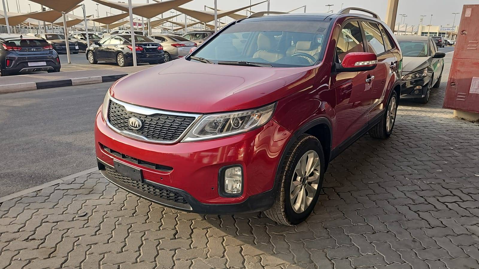 2014 KIA SORENTO — 205740 KM — Lot 487712 — Souq - Marhaba Auctions Used Cars - Image 5