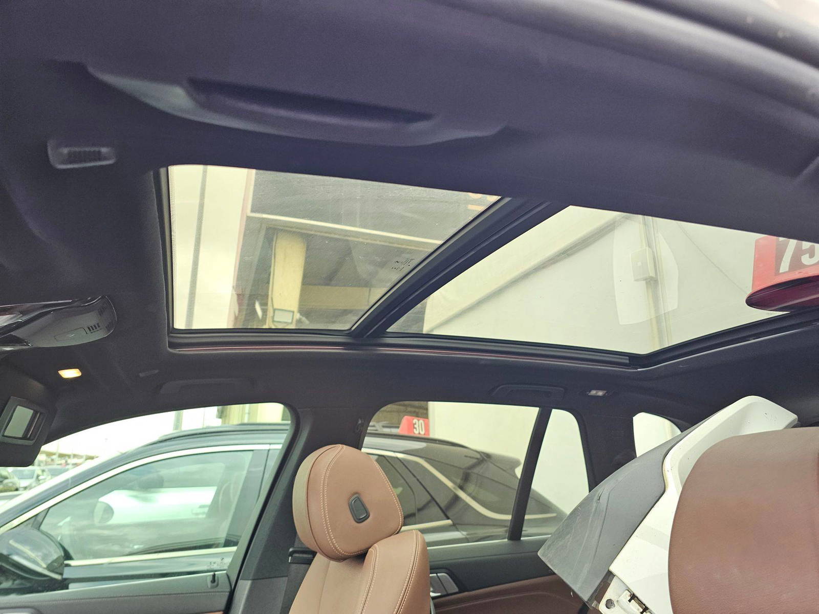 BMW X5 SDRIVE 40I 2021 - Marhaba Auction Used Cars - Image 10