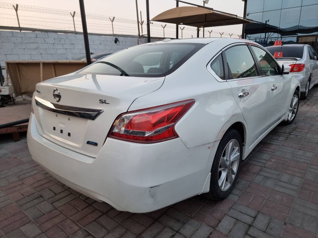 2013 NISSAN ALTIMA — 186660 Miles — Lot 125487 — Ind. 12 - Marhaba Auctions Used Cars - Image 5