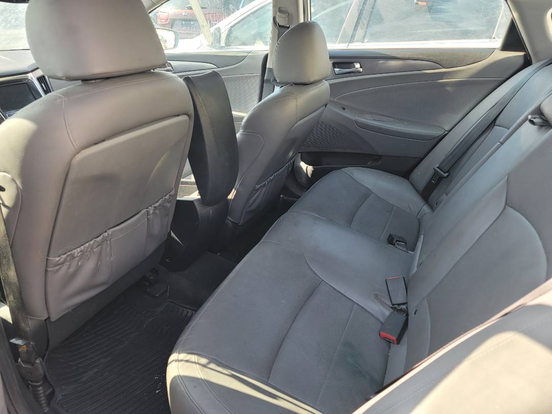 2015 HYUNDAI SONATA — 149376 Miles — Lot 49FA129729 — Main - Marhaba Auctions Used Cars - Image 6