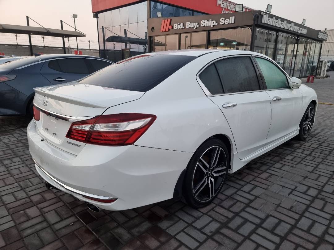 2017 HONDA ACCORD — 162212 KM — Lot 215487 — Ind. 12 - Marhaba Auctions Used Cars - Image 5