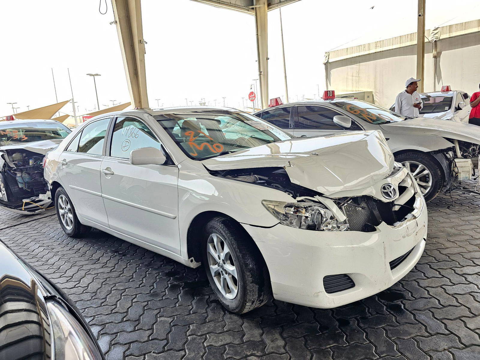 2010 TOYOTA CAMRY — 148588 Miles — Lot AR075385 — Souq - Marhaba Auctions Used Cars - Image 4