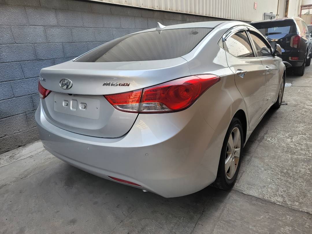 2011 HYUNDAI AVANTE — 189788 KM — Lot DBBU017795 — Ind. 12 - Marhaba Auctions Used Cars - Image 4