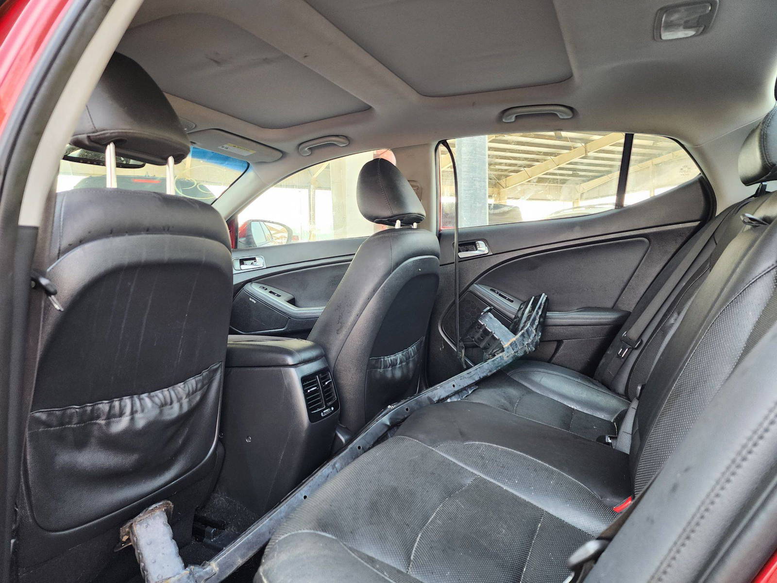 2015 KIA OPTIMA — 135637 Miles — Lot FG456647 — Souq - Marhaba Auctions Used Cars - Image 6