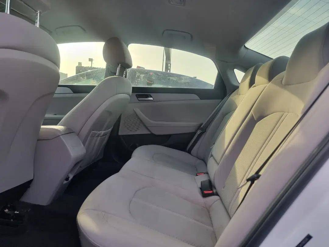 2018 HYUNDAI SONATA — 124022 Miles — Lot 706526 — Ind. 12 - Marhaba Auctions Used Cars - Image 6