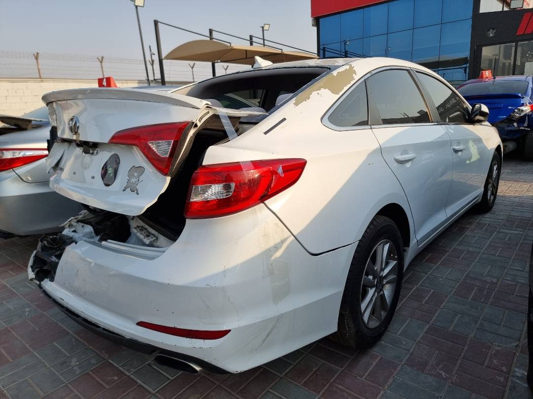 2016 HYUNDAI SONATA — 157895 Miles — Lot 325468 — Ind. 12 - Marhaba Auctions Used Cars - Image 8