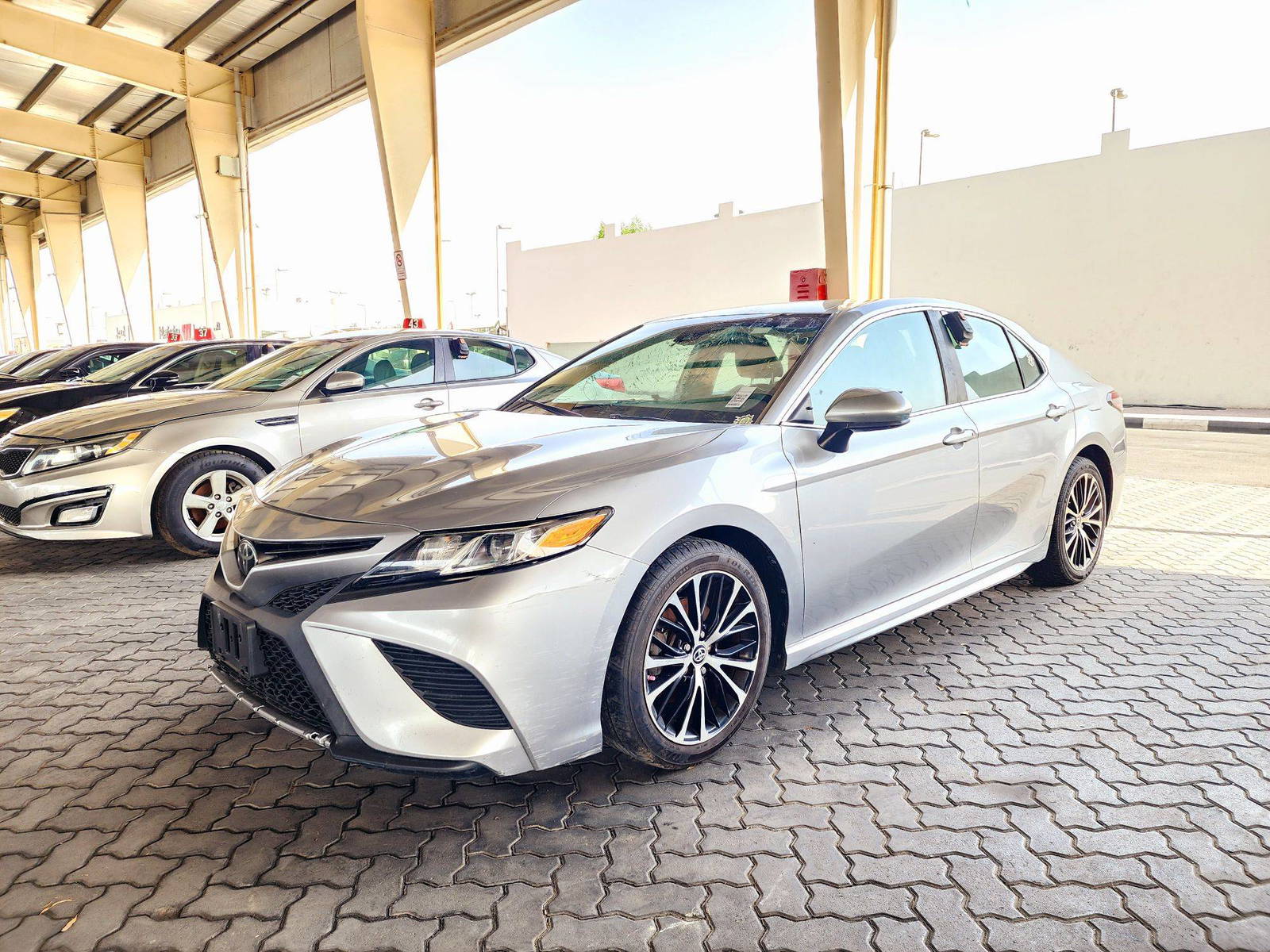 2019 TOYOTA CAMRY — 171664 Miles — Lot 2KU737113 — Souq - Marhaba Auctions Used Cars - Image 5