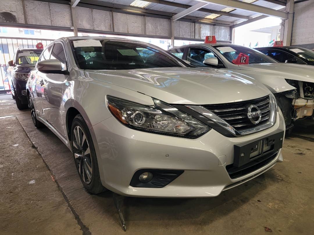2017 NISSAN ALTIMA — 176595 KM — Lot 100055 — Main - Marhaba Auctions Used Cars - Image 4