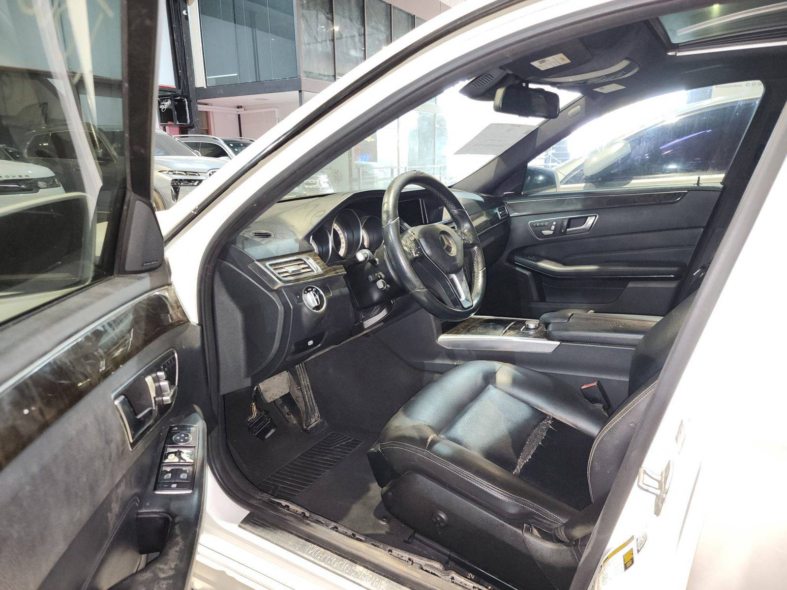 2014 MERCEDES BENZ E 350 — 141922 Miles — Lot EA981763 — Main - Marhaba Auctions Used Cars - Image 9
