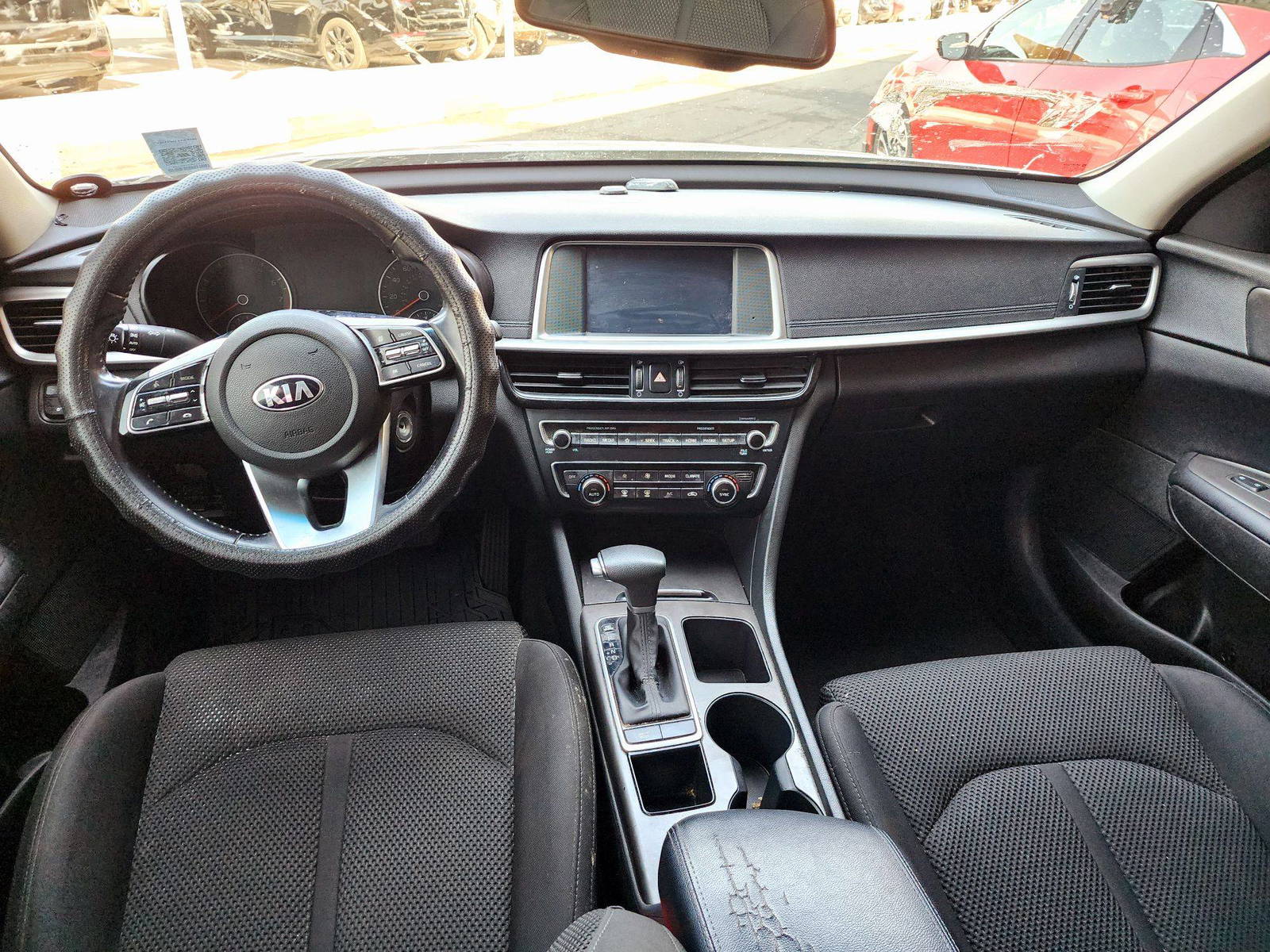 2019 KIA OPTIMA — 139530 Miles — Lot 40169351 — Souq - Marhaba Auctions Used Cars - Image 7