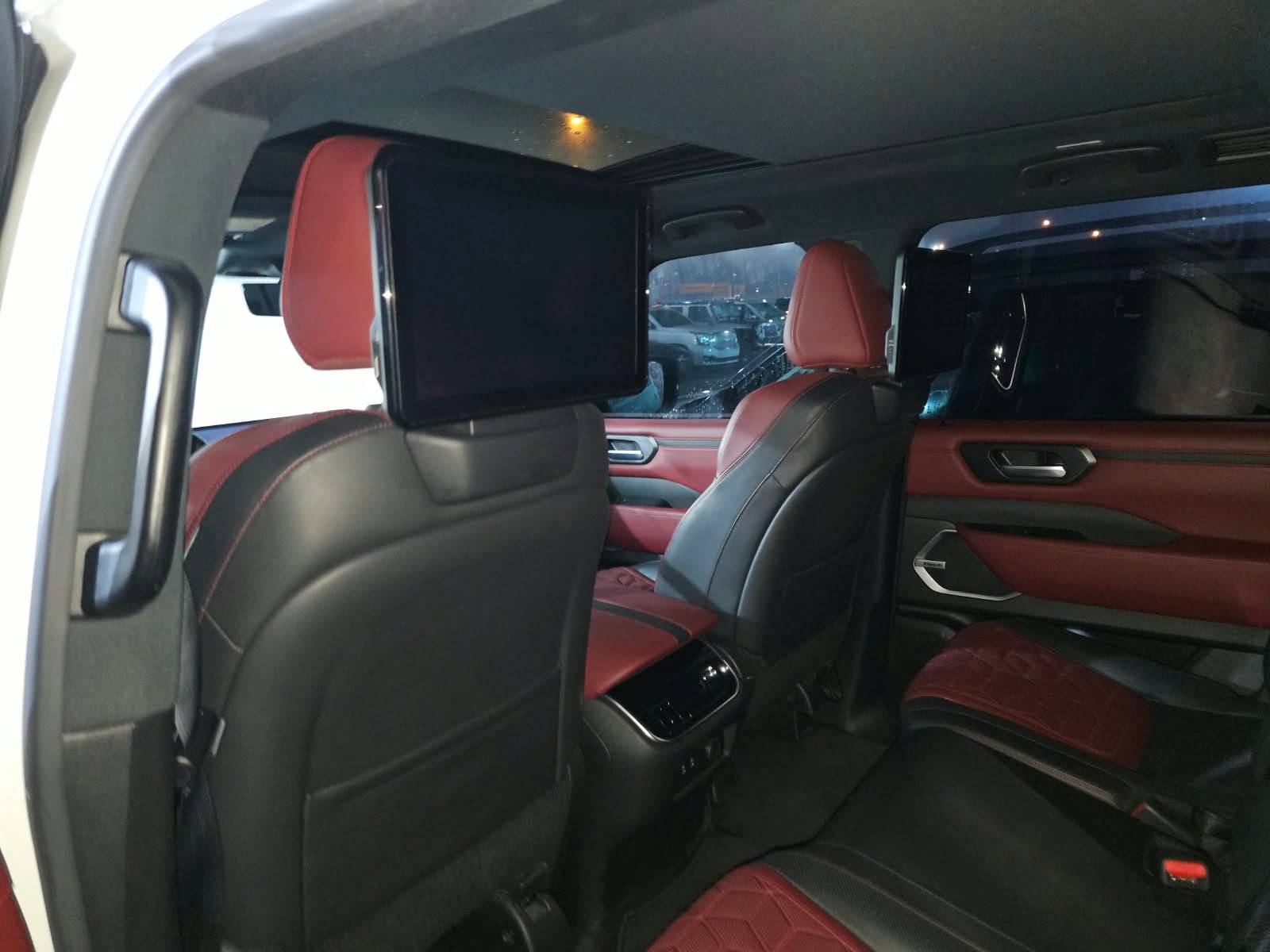 2025 NISSAN PATROL — Lot S9002267 - Marhaba Auctions Used Cars - Image 9