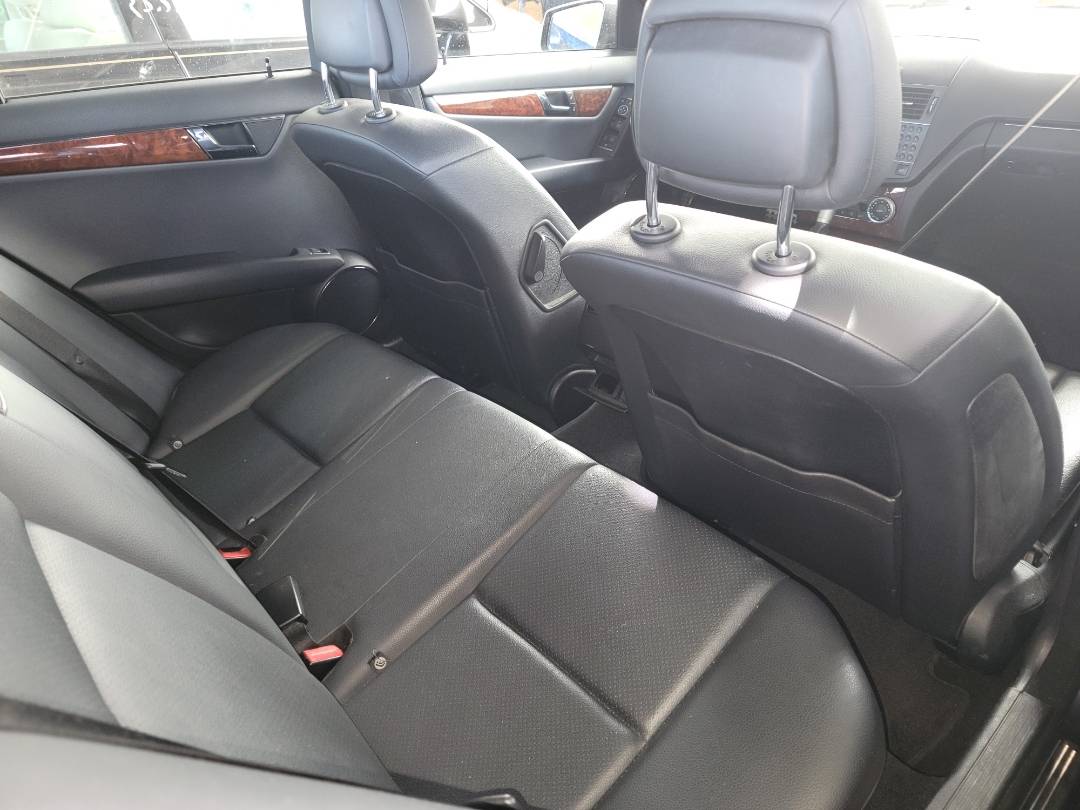 2011 MERCEDES BENZ C300 — 170289 Miles — Lot BR169213 - Marhaba Auctions Used Cars - Image 5