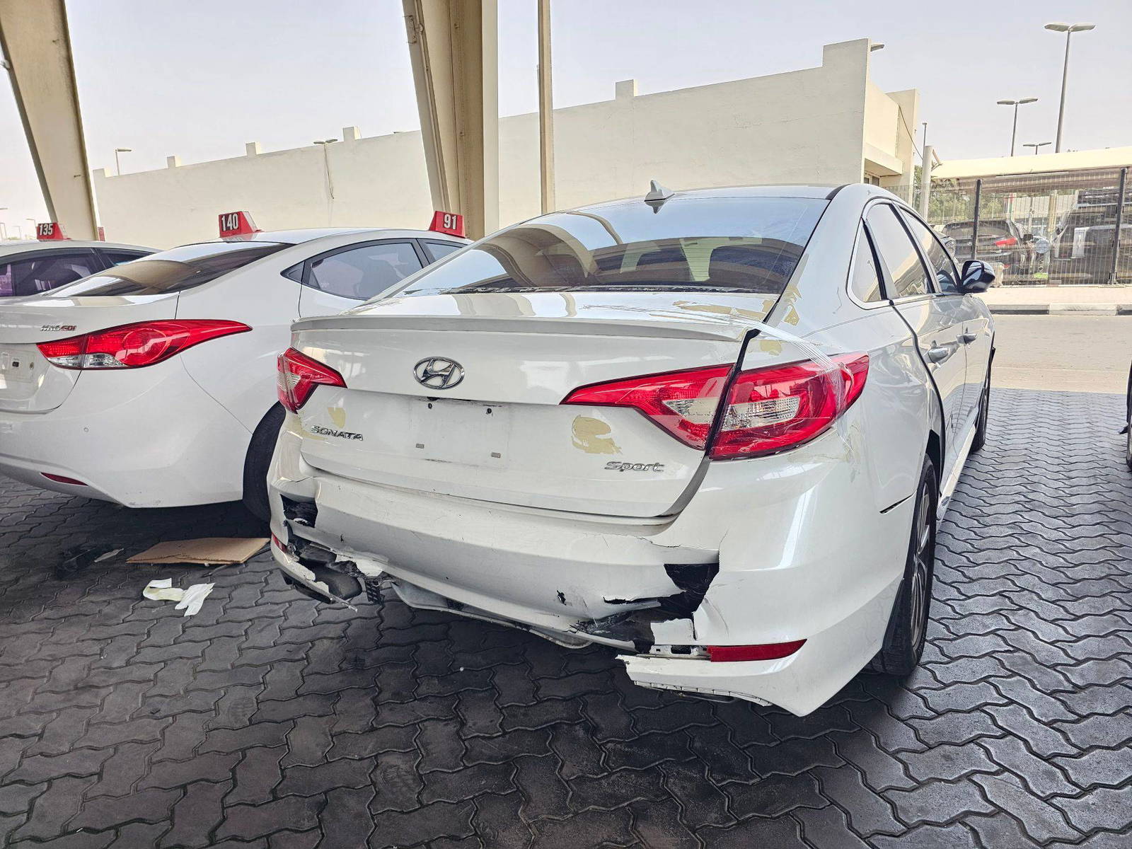 2017 HYUNDAI SONATA — 170703 Miles — Lot 2HH457074 — Souq - Marhaba Auctions Used Cars - Image 3