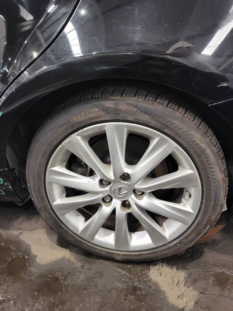 2016 LEXUS IS 200T — 76990 Miles — Lot G5005570 — Main - Marhaba Auctions Used Cars - Image 9