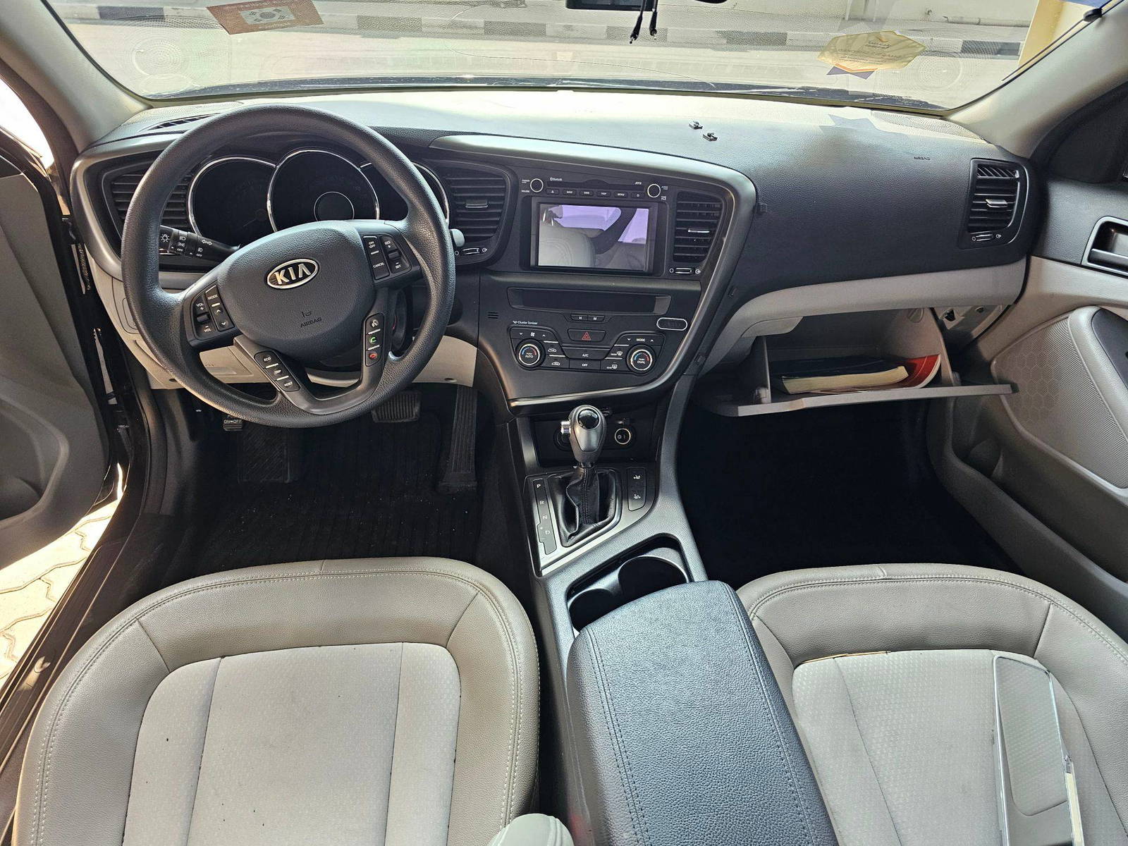 2013 KIA K5 — 166630 KM — Lot 282457 — Souq - Marhaba Auctions Used Cars - Image 7