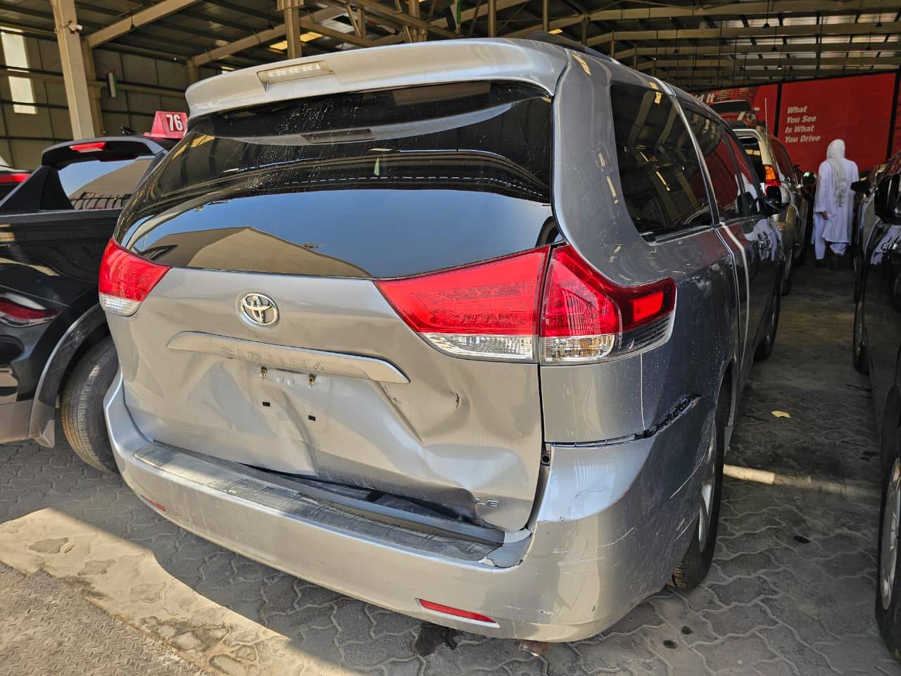 TOYOTA SIENNA 2013 view 2
