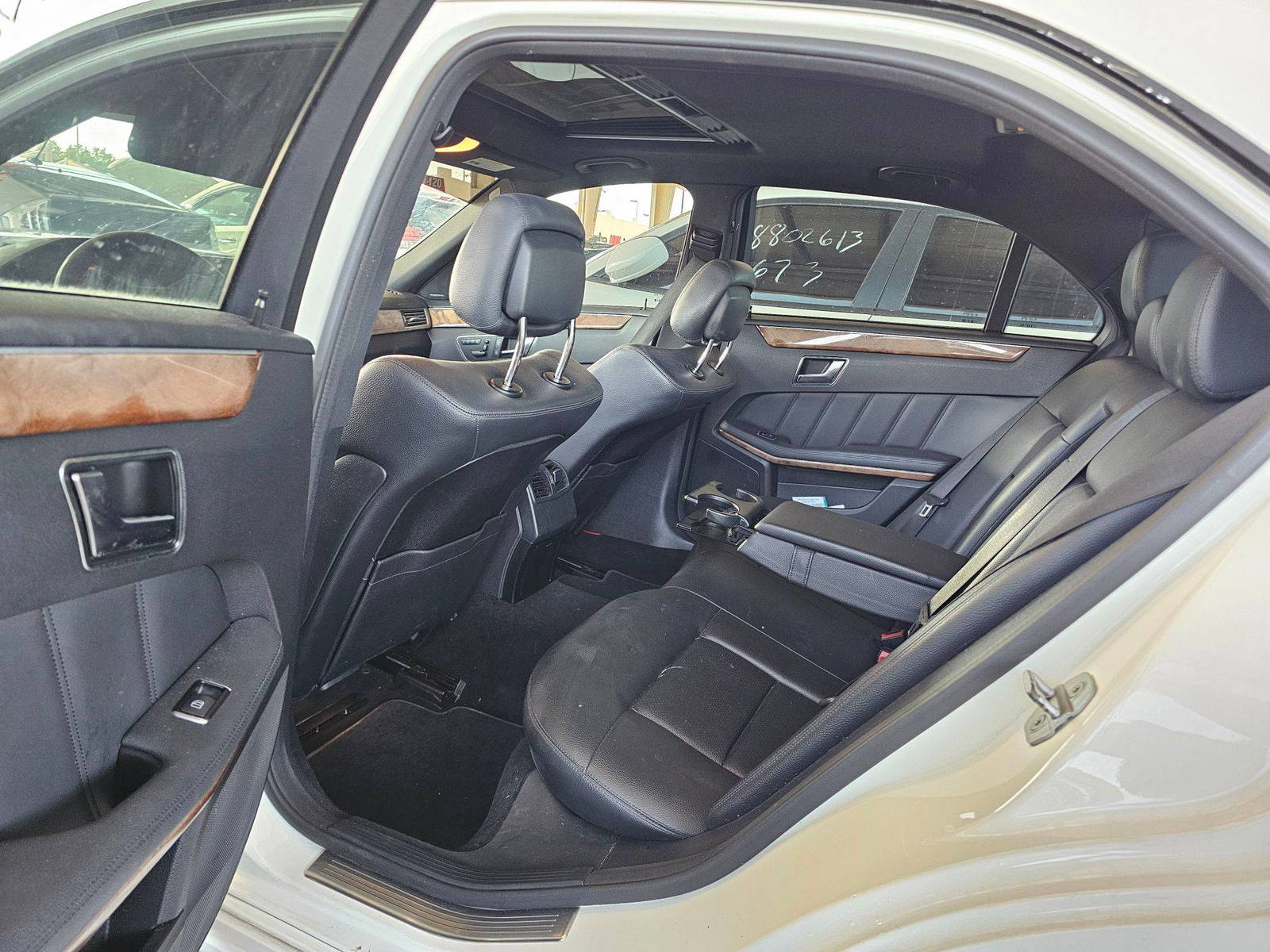 2012 MERCEDES BENZ E350 — 159040 Miles — Lot KB7CA570949 — Souq - Marhaba Auctions Used Cars - Image 6