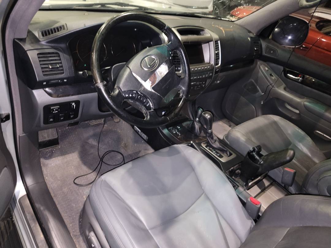 2005 LEXUS GX 470 — 267620 Miles — Lot 37253085 - Marhaba Auctions Used Cars - Image 9