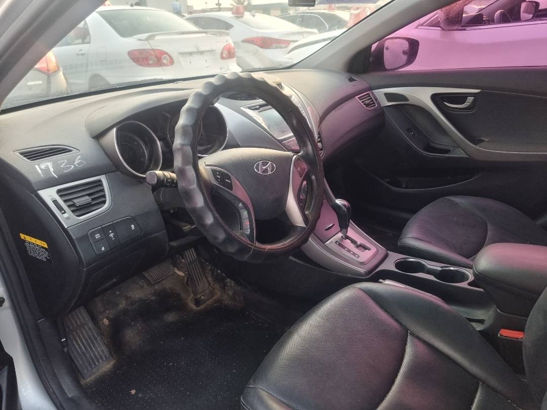 2013 HYUNDAI AVANTE — 215169 KM — Lot 821797 — Main - Marhaba Auctions Used Cars - Image 9