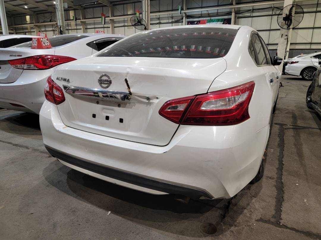 2016 NISSAN ALTIMA — 165616 Miles — Lot 40911147 — Main - Marhaba Auctions Used Cars - Image 3
