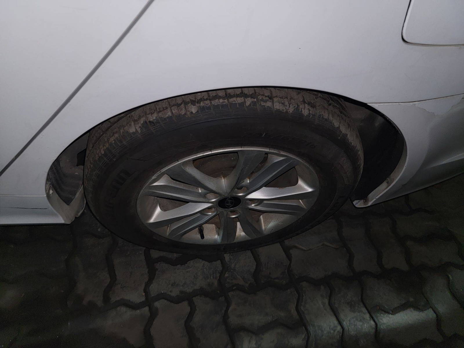 HYUNDAI SONATA 2011 - Marhaba Auction Used Cars - Image 6